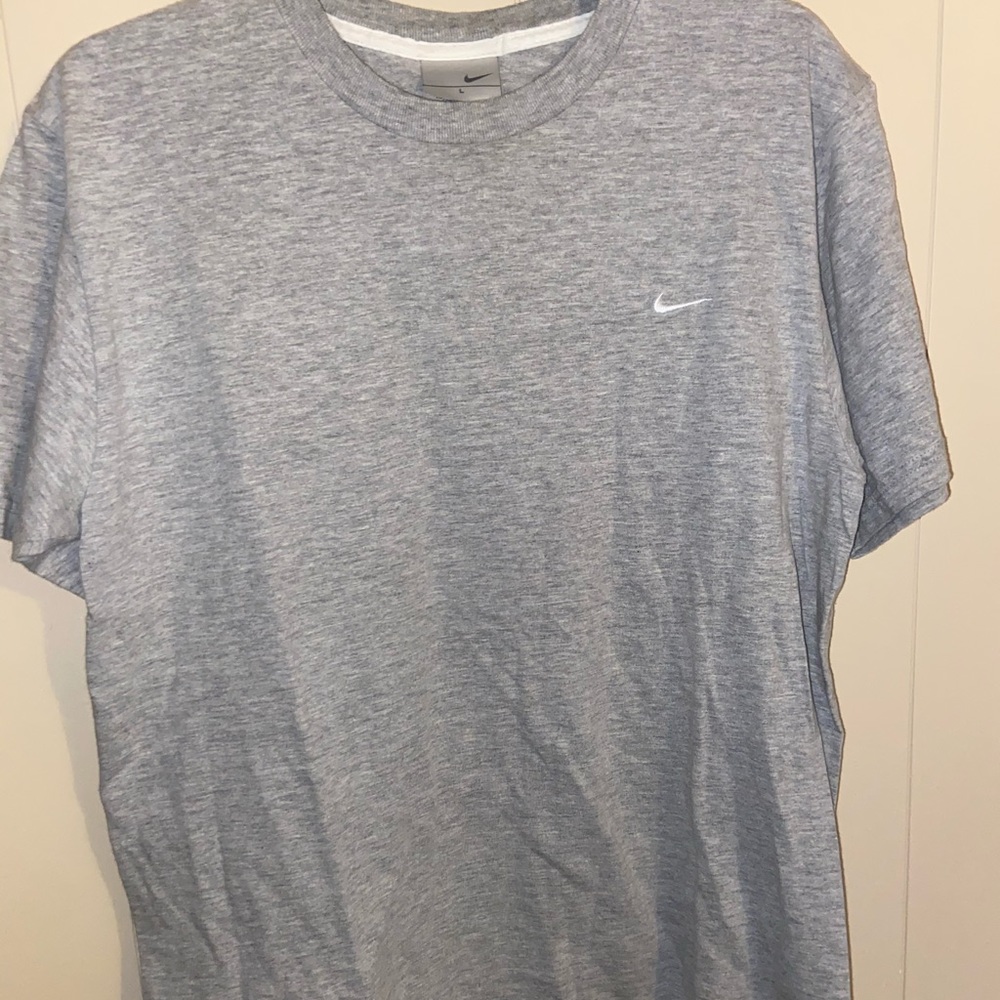 Nike grey vintage shirt grey tag white